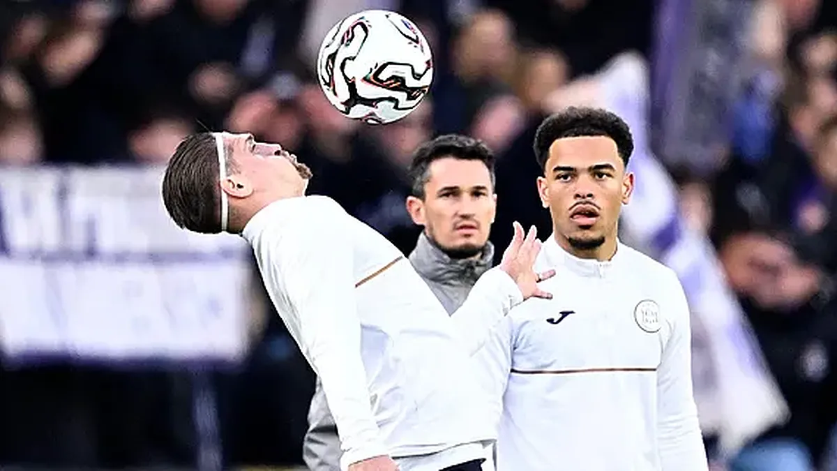 Anderlecht–KVC Westerlo: kefe Anderlecht tarafına hafif eğik, 2,5 Üst sinyali