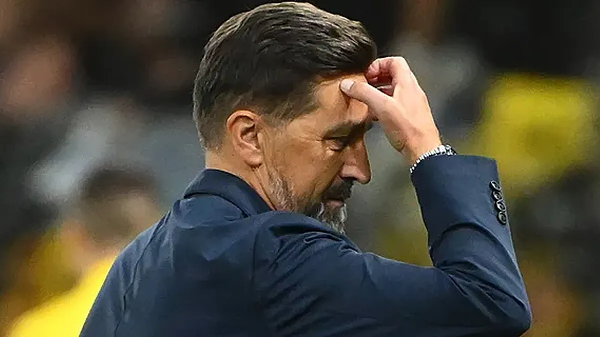 Besnik Hasi em um momento misterioso