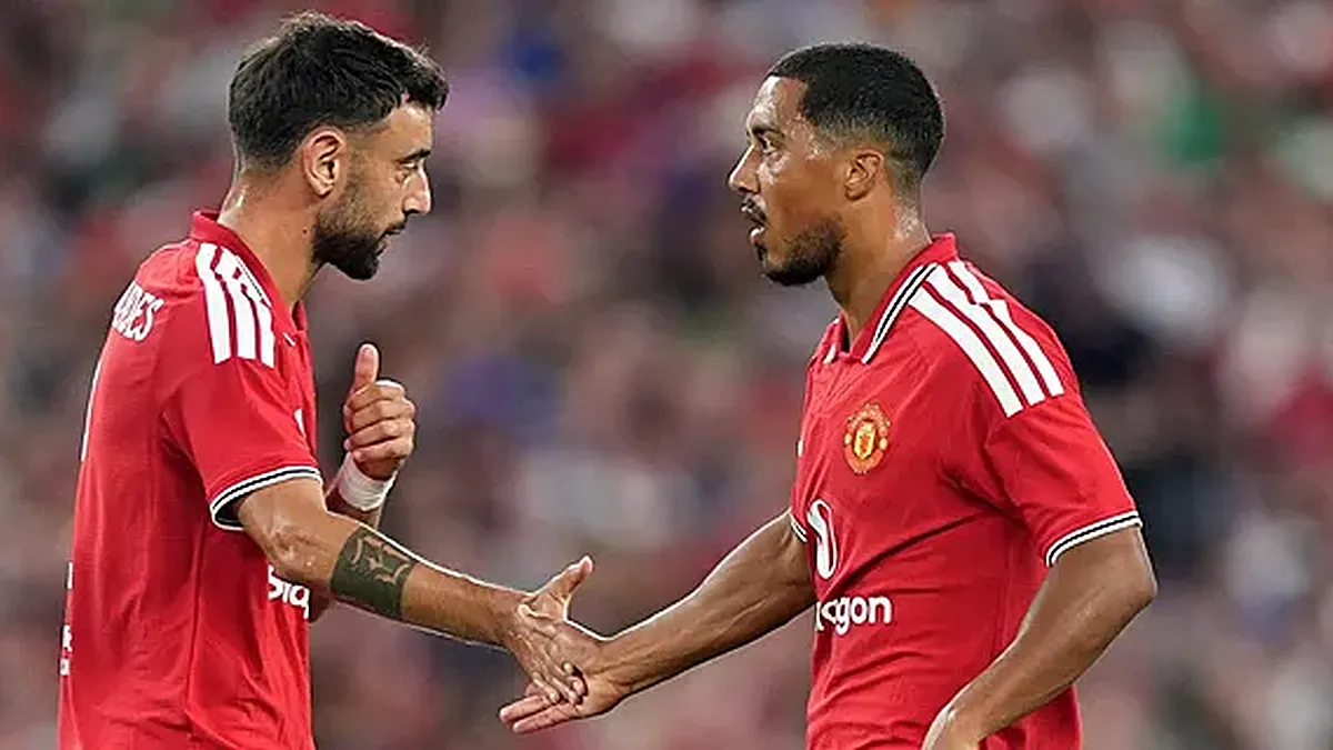 Triangle Manchester La villa d'une star de Manchester United pillée pendant le match - FootNews