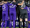 L'agent d'un Anderlechtois tape du poing sur la table : 