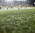 L'image du week-end en D1A: il signe un maillot en plein match 🎥
