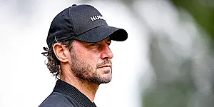 Renard a un milieu de terrain serbe dans son viseur 