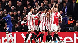  Ajax s'envole