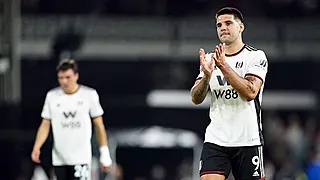 Mitrovic dans de sales draps: Field rejoint Sutton 