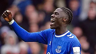 Onana ralentit Chelsea, Dortmund cartonne