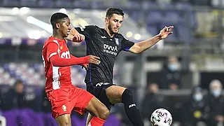 Deux Mauves incertains pour la bataille des Sporting
