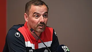 Le coach s'excuse d'avoir joué défensivement: 