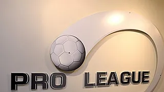 Officiel: la Pro League a encore un mois! 