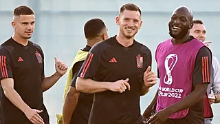 Lukaku s'amuse avec Vanaken: 