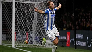 Joli but de Laurent Depoitre avec Huddersfield (VIDEO)