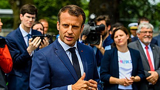 Dossier Mbappé : Emmanuel Macron s'en mêle publiquement