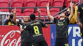 Feyenoord enfonce rapidement l'Ajax dans la fin du match