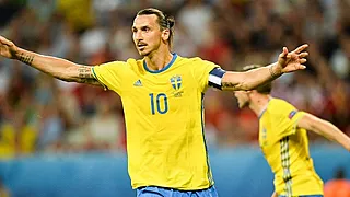 Ibrahimovic se fait zlataner sur les réseaux