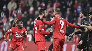 Standard: un retour encore post-posé