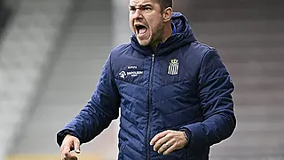 Charleroi prend une décision surprenante concernant son entraîneur