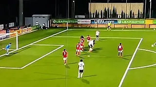 Tresoldi affole l’Allemagne avec un coup franc magistral