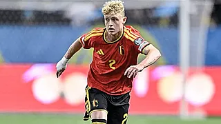 Un Diable Rouge pour remplacer Digne à Aston Villa