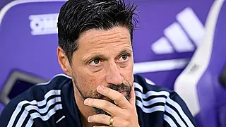 Le public d’Anderlecht gronde, Vitor Bruno lui répond