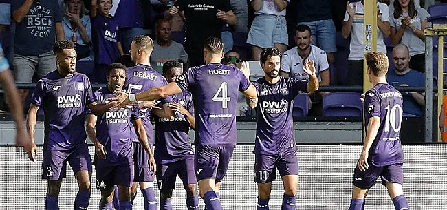 Anderlecht mène 1-0 à la pause: 