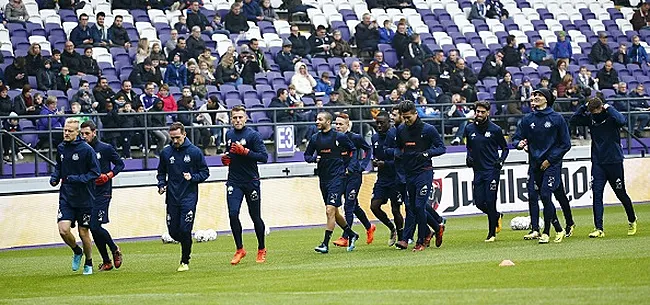 Vive inquiétude à Anderlecht : opération et longue absence pour ce cadre ? 