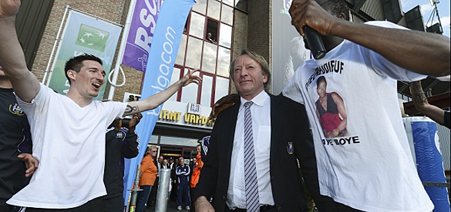 Foto: Un ancien coach d'Anderlecht veut sortir de la retraite