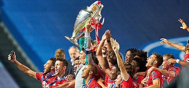 Foto: Alaba a ramené un souvenir particulier: 