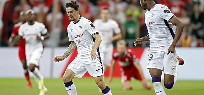 Foto: Un ancien du Sporting d’Anderlecht croit au titre: “Anderlecht champion”