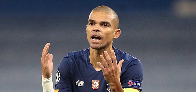 Pepe casse toujours la baraque: Porto le récompense