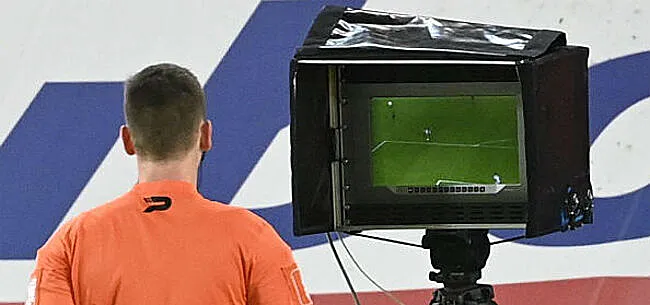 Foto: Jupiler Pro League - Le VAR a bien aidé le Club Bruges à battre Courtrai