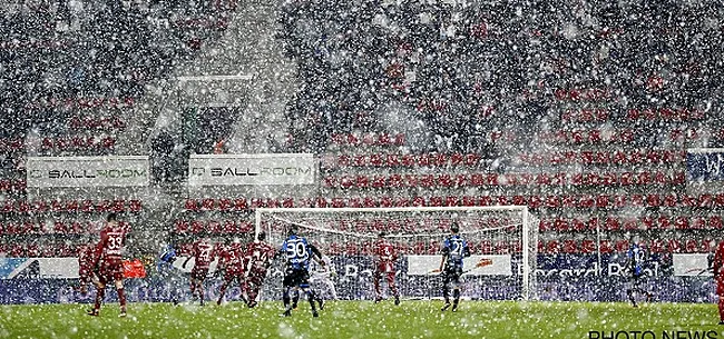 Foto: JPL Ce match aura lieu malgré la neige, un directeur général fulmine