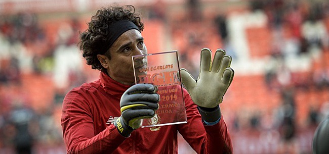 Guillermo Ochoa récompensé avant la rencontre face à Bruges