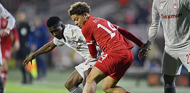 Un joueur guinéen s'en prend au coach belge de la Gambie : 