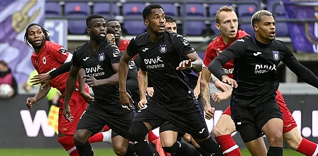 “Et j'espère personnellement que je pourrai aussi jouer contre Gand