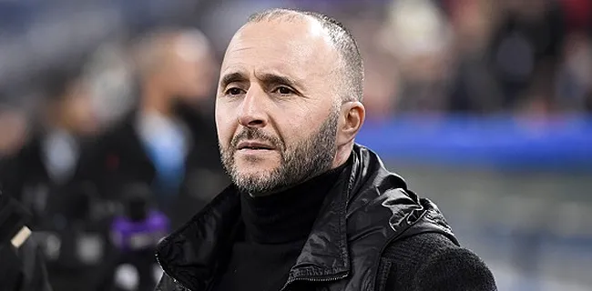 Son sélectionneur lui fait changer de couleur de cheveux