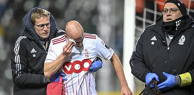 Charleroi devait-il finir à dix contre le Standard? 