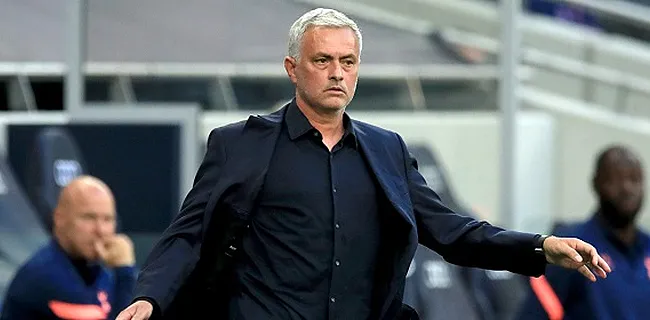 Mourinho a fait changer les buts:  5 cm trop petits