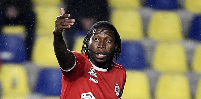 Mbokani: un troisième club belge entre dans la danse 