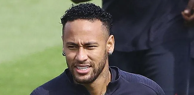 Neymar surfe sur des sites illégaux