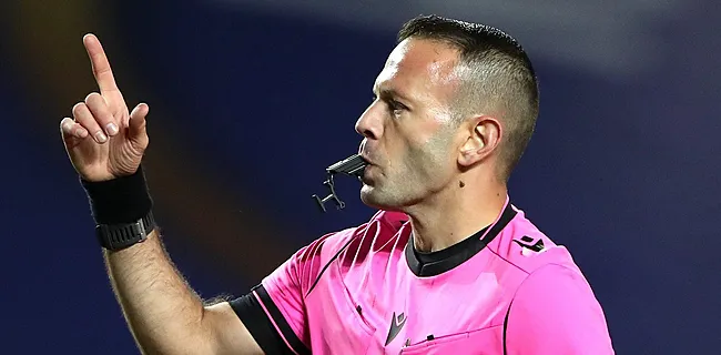 Philippe Albert donne un carton rouge au carton bleu