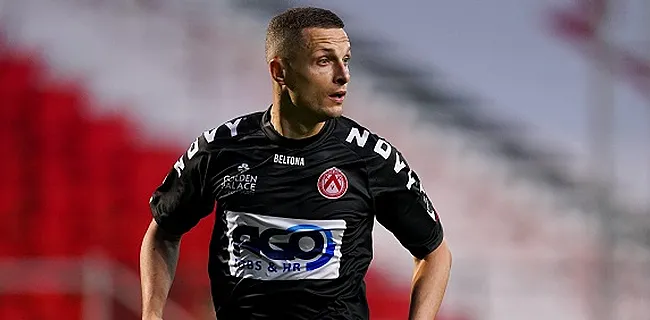 Le défenseur de Zulte Waregem crie au scandale: 