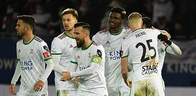 OFFICIEL: un coach de Jupiler Pro League prend la porte 