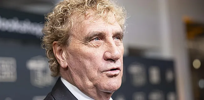 Pfaff met (de nouveau) son maillot de Maradona aux enchères