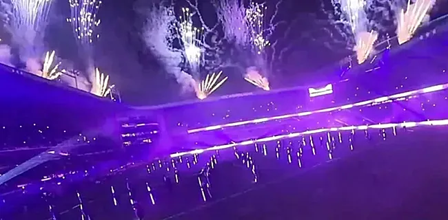 Images saisissantes : Stromae met le feu au Lotto Park