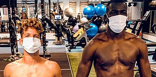 Mertens pose fièrement: 