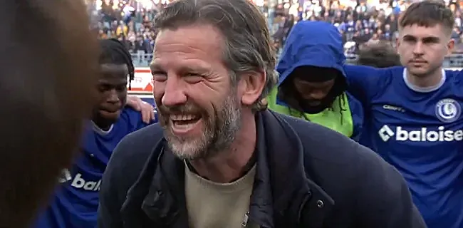 Les caméras immortalisent le discours de victoire de De Mil 