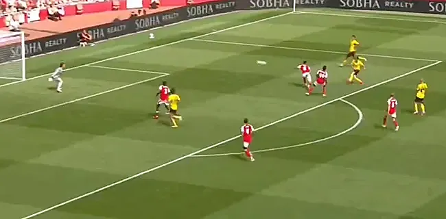 Karetsas frappe fort : un bijou pour ses débuts à Dortmund