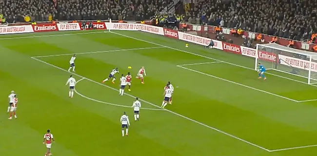 Trossard à nouveau décisif lors du derby londonien