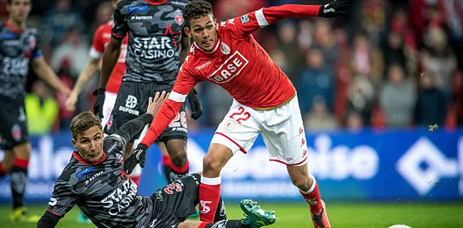 Les Moucronnois démontés contre l'arbitre... et le Standard : 