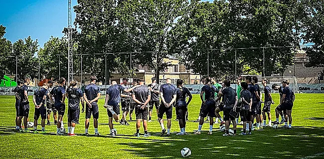 Un joueur de JPL se rase le crâne pour soutenir un ami