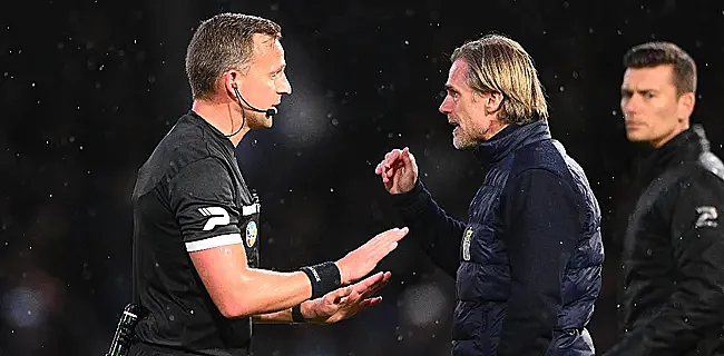 Charleroi lésé par l'arbitre : « Il est venu s'excuser »